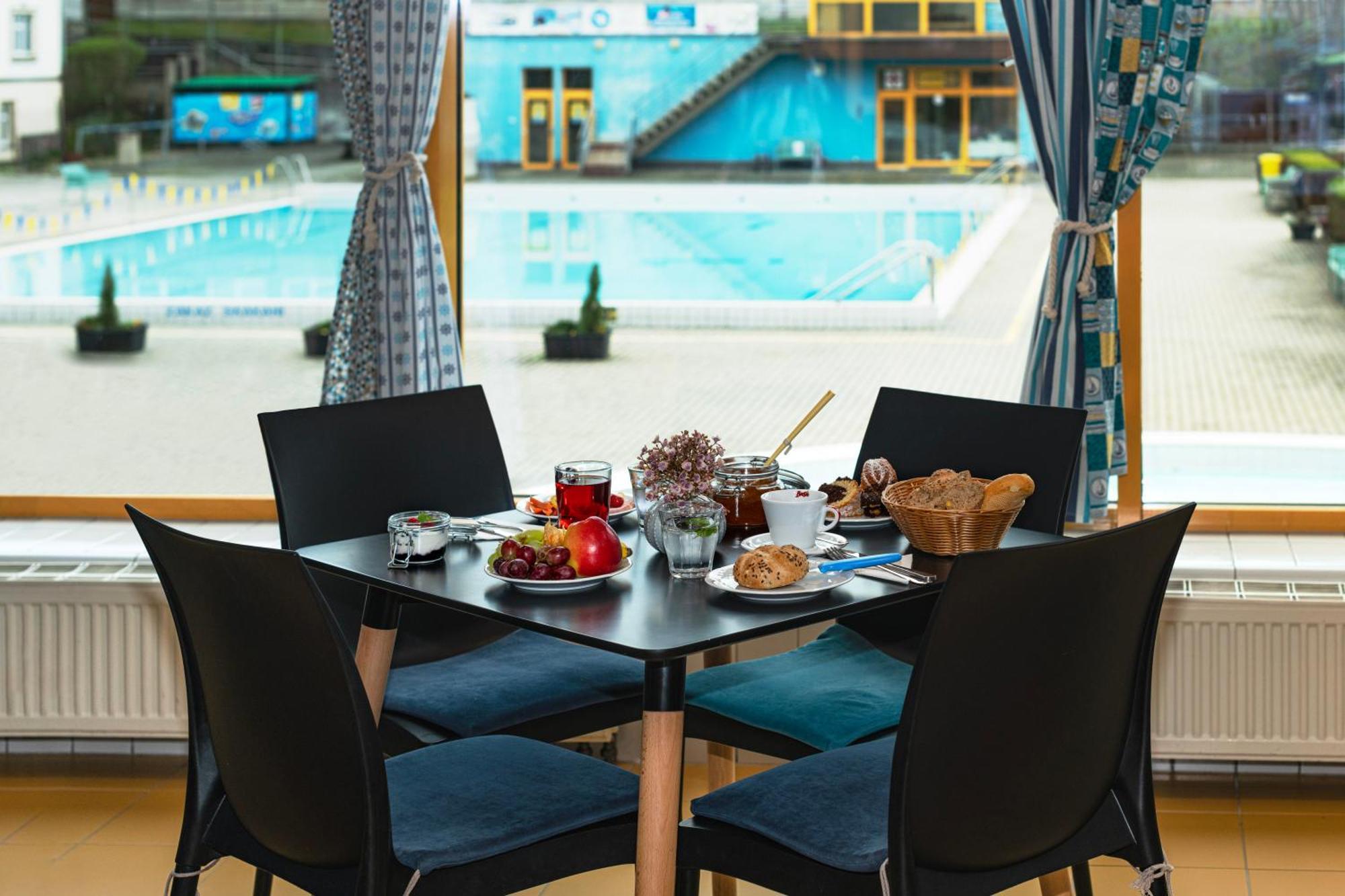 Aqua Hotel 德辛 外观 照片